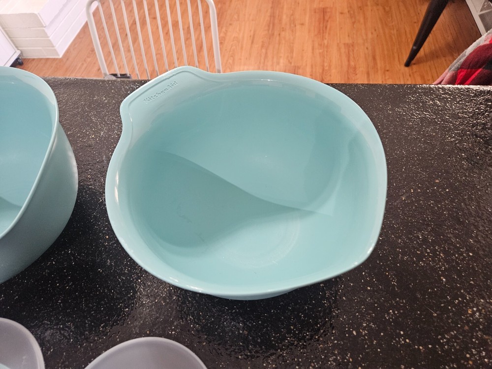 KitchenAid Mixing Bowls & Prep Bowls Plastic - Aqua NICE READ