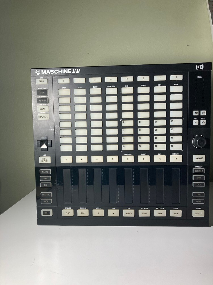 Native Instruments MASCHINE JAM Production & Performance MIDI Controller Used