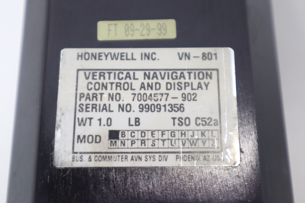 Honeywell VN-801 Vertical Navigation Control & Display 7004577-902