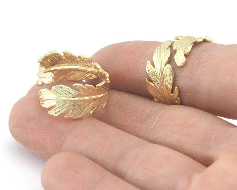Leaf Ring Adjustable Shiny Gold Plated brass (19mm 9US inner size) 3217