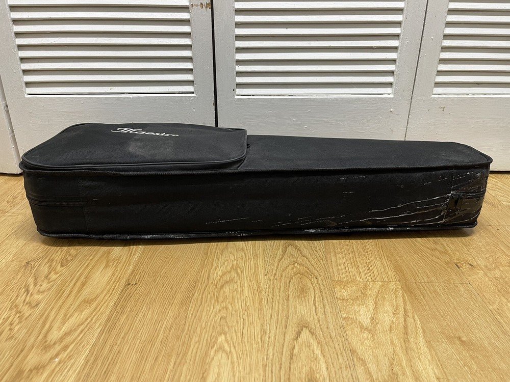 Maestro MAVK 44 4/4 4-String Satin Violin With Case *Needs Bow*