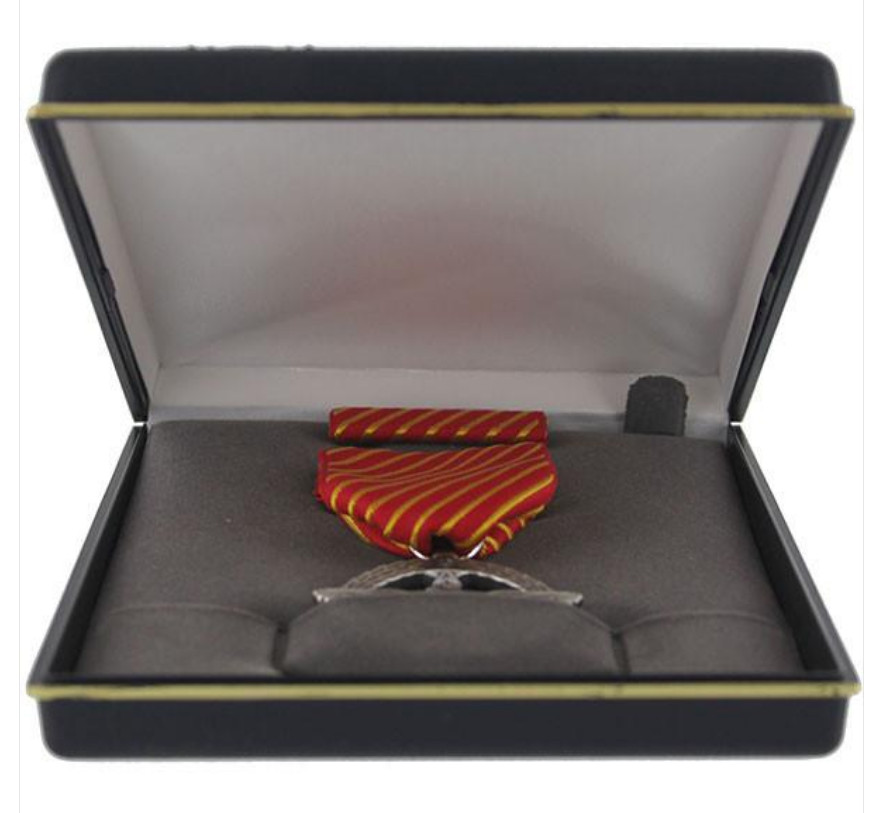 Vanguard MEDAL PRESENTATION SET AIR FORCE COMBAT ACTION