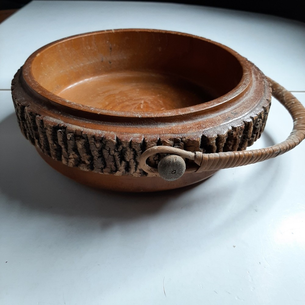 Wooden Nut Cracker Bowl Dish With Handle, Nutcracker, 3 Tools Bark Used