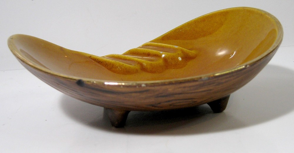 Vintage 1963 MCM Treasure Craft Ceramic Ashtray