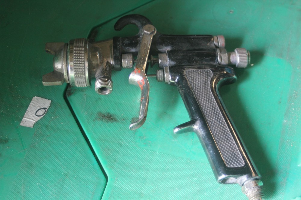 PAINT SPRAY GUN