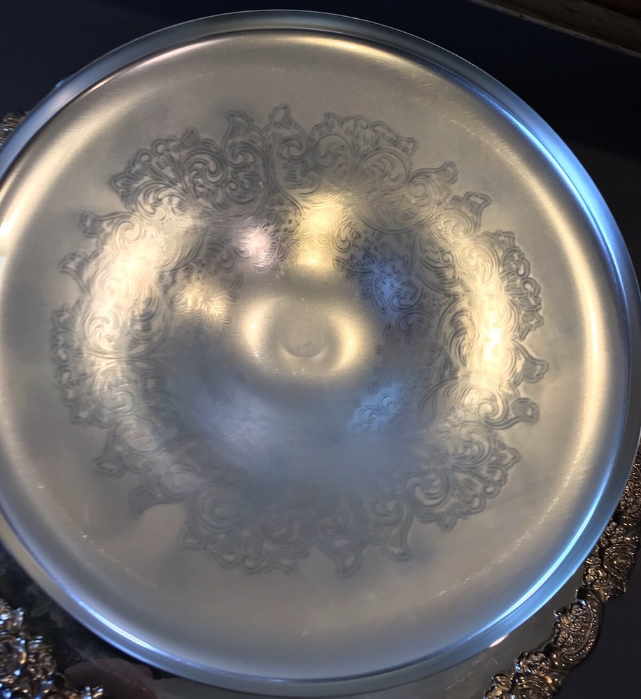 Vintage Silver Oneida 2 Quart Lidded Footed Casserole