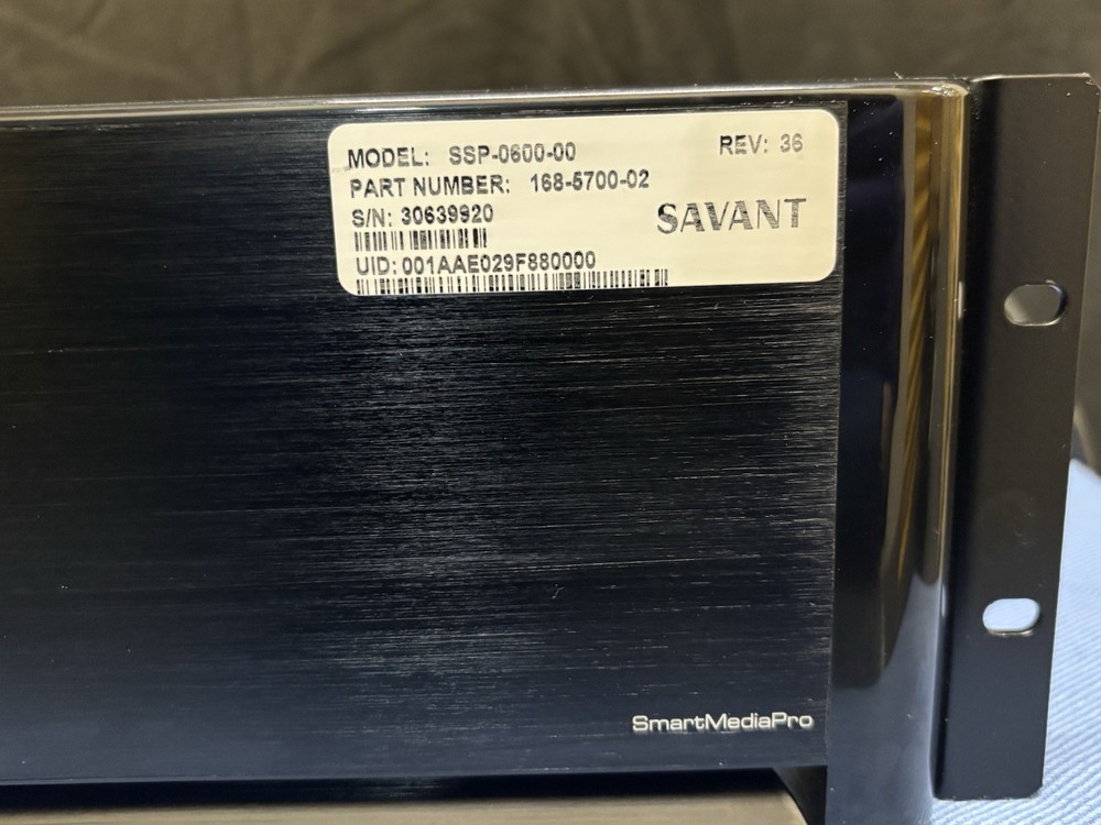 SAVANT SMARTMEDIA PRO CHASSIS SSP-0600-00 With Modules Installed