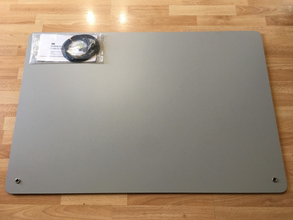 3m M#8344 rigid anti-static 24"x36" work surface