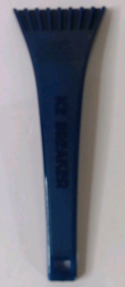 30 Auto Window Ice Scrapers 10 X 3.75" Blade Blitz Ice Breakers 10290