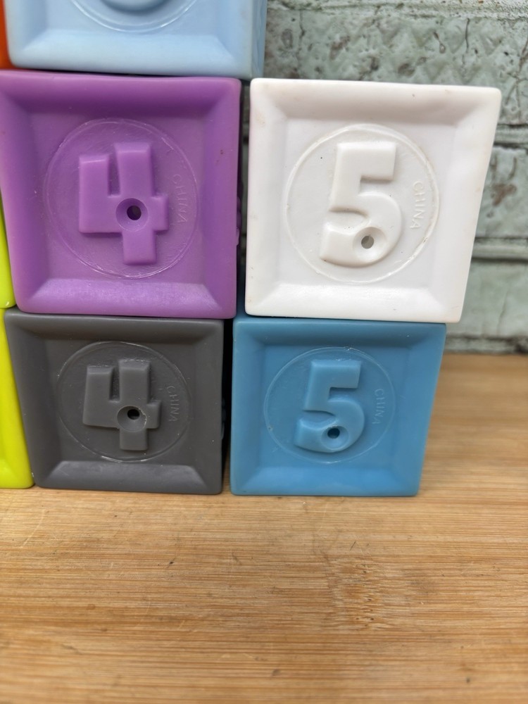 Lot Infantino Squeeze Stack Block Sensory Developmental Animals Colors Numbers