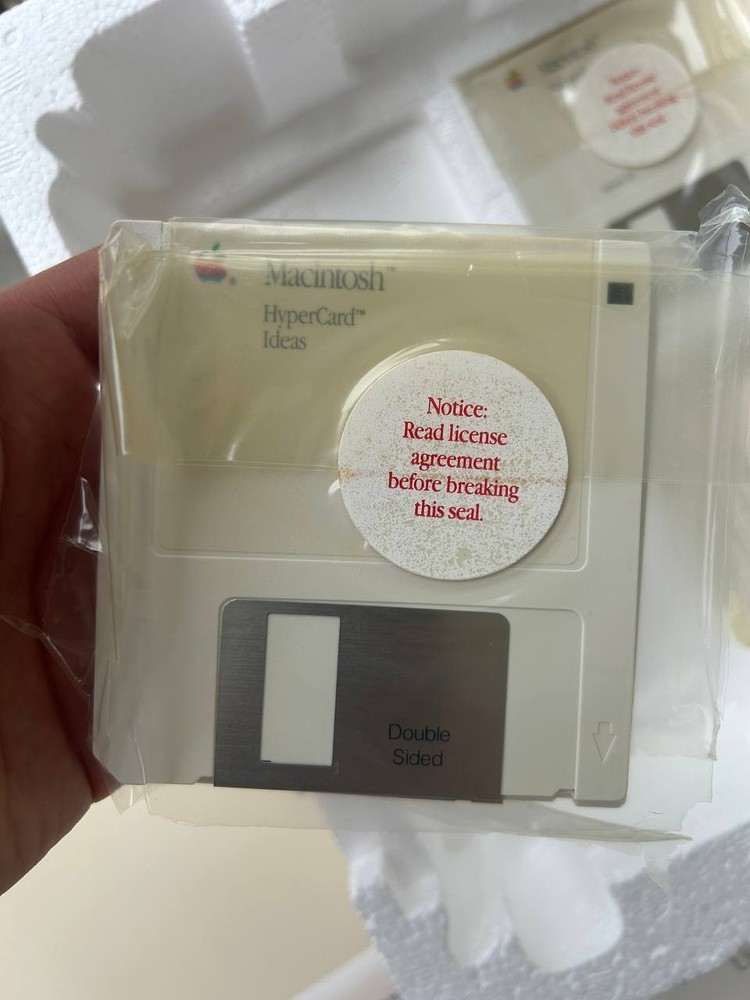 Apple Macintosh System Software start kit 944-0379-A. Manuals, System Update