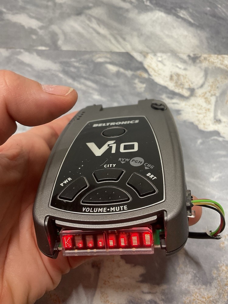 Beltronics V10 Professional Radar Detector W Cord READ