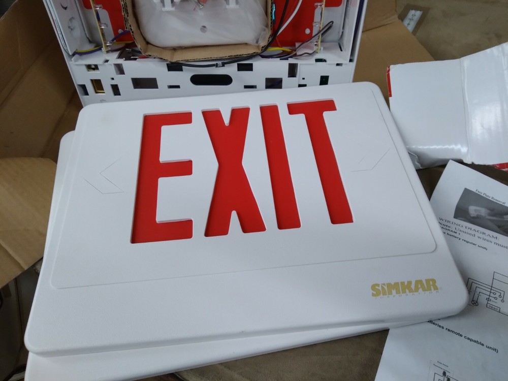 NEW SIMKAR LED DUAL HEAD EXIT/EMERGENCY LIGHT, 120V/277V SCLI2RW