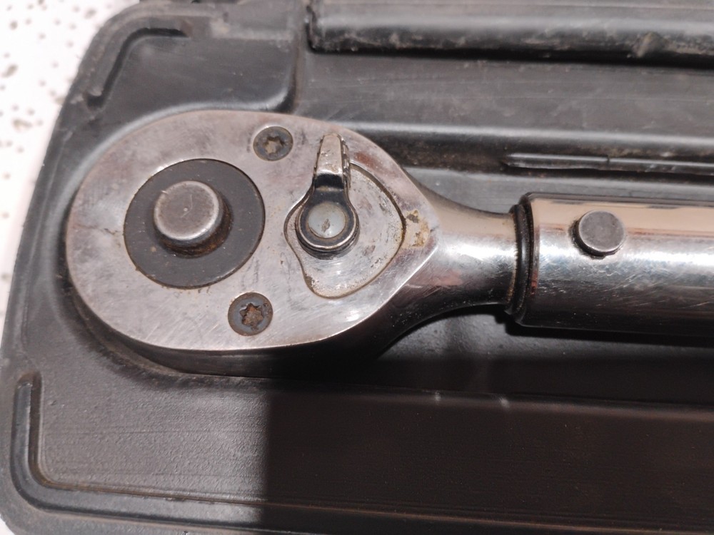 Wright Tool 4477 1/2" Dr Micro-Adjustable Torque Wrench 20-150 Ft Lbs. with Case
