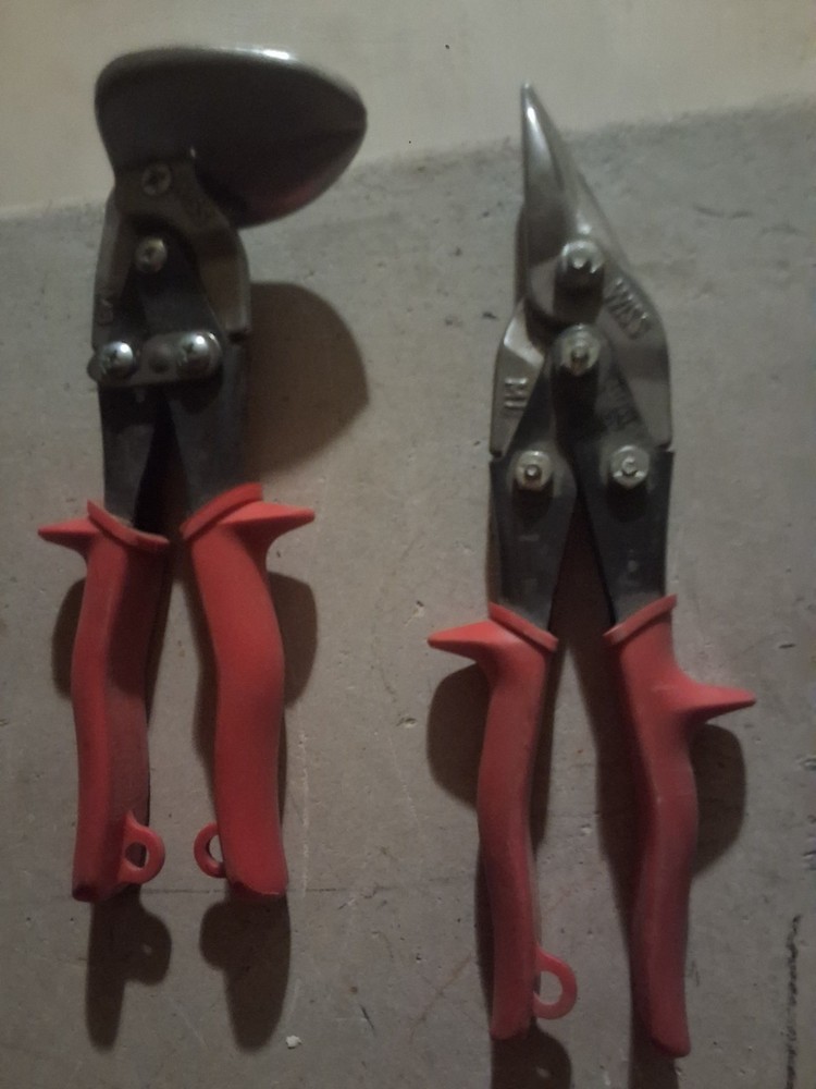 wiss tin snips, 4 ea., 2 red, 2 green
