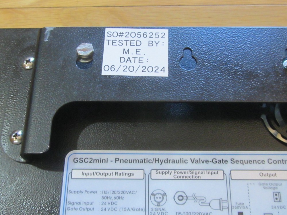 INCOE Valve Gate Control GSC2 Mini-MINT COND! Ready To Control Your Valves-COOL!
