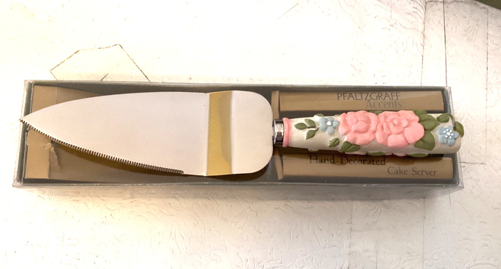 Vtg  1998 Pfaltzgraff Hand Decorated Cake /Pasta  Server  Florals,  Boxes