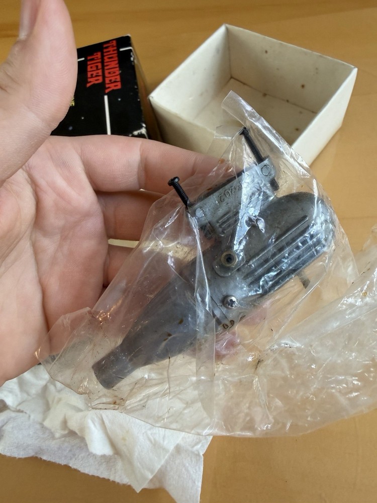 Thunder Tiger 15 III R/C Engine w/Box