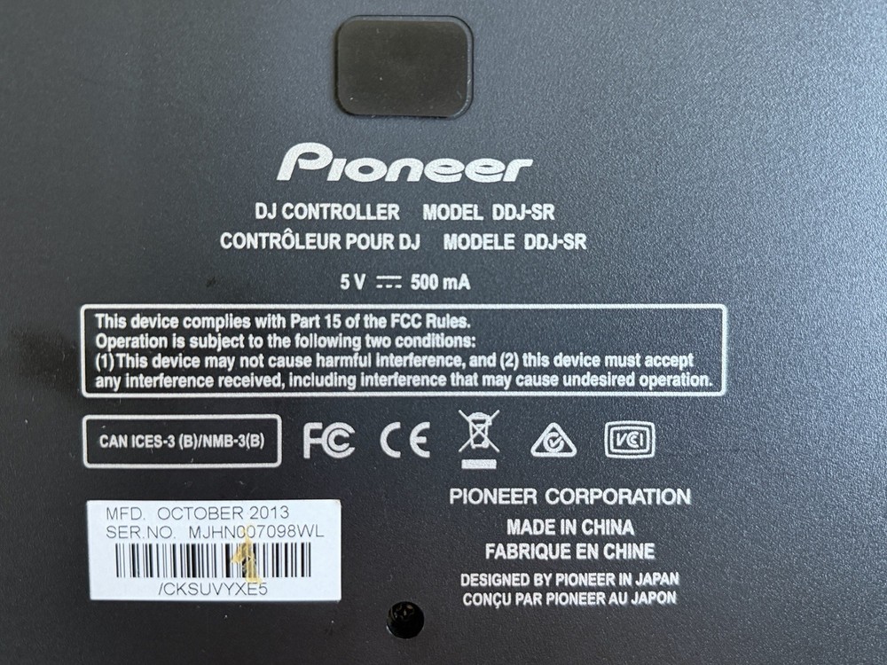 Pioneer DDJ-SR Digital DJ Controller
