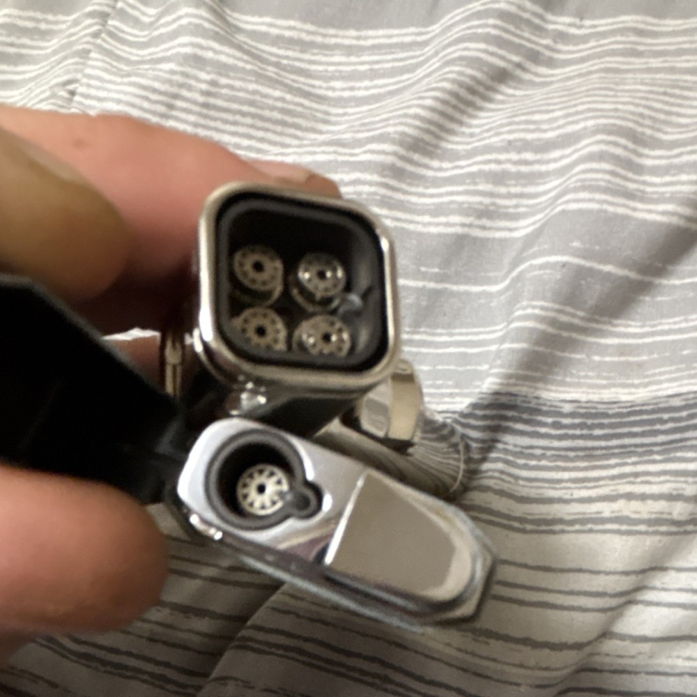 Ronson Silver Collectible Rectangular Design Lighter Classic Silver Tone Gift