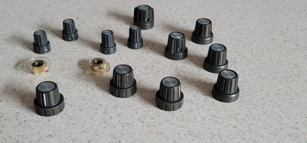 KNOBS  FOR  CONTROLS  FOR  YAESU  FT 901