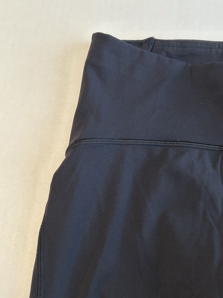 Lululemon Train Times Crop (17") Black Size 4