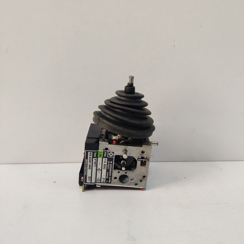 W. Gessmann GmbH Multi-Axis Controller V14 Industrial Joysticks NEW