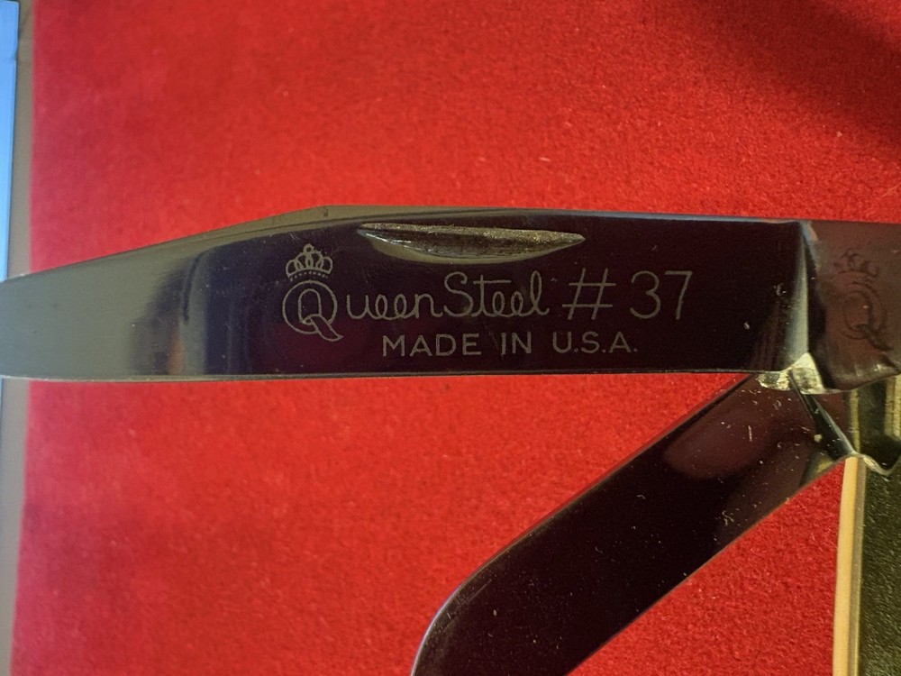 Vintage Queen Winterbottom #37