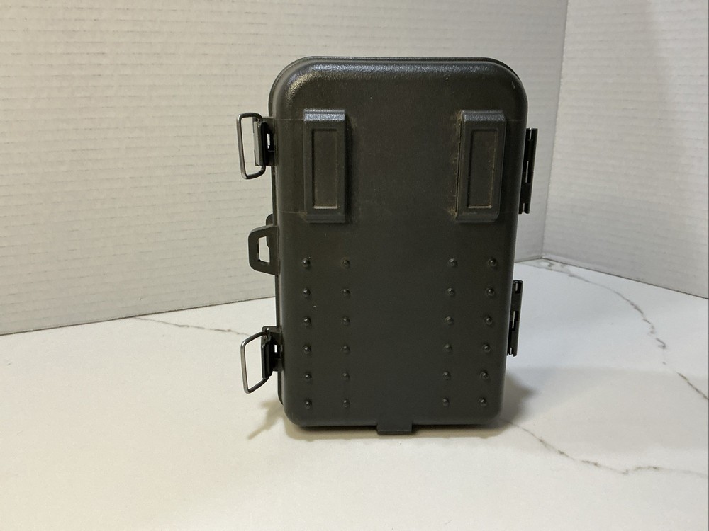 Tasco Digital Trail Camera Model# 119223C Read Description