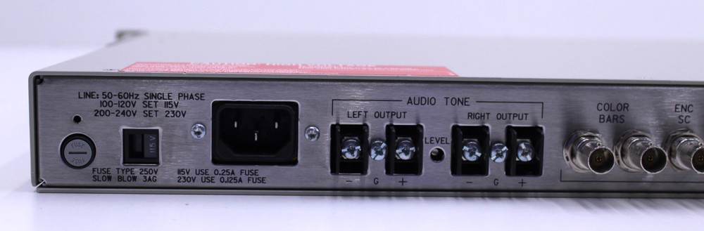 Tektronix SCB-200N Sync/Color Bar Generator - Tested