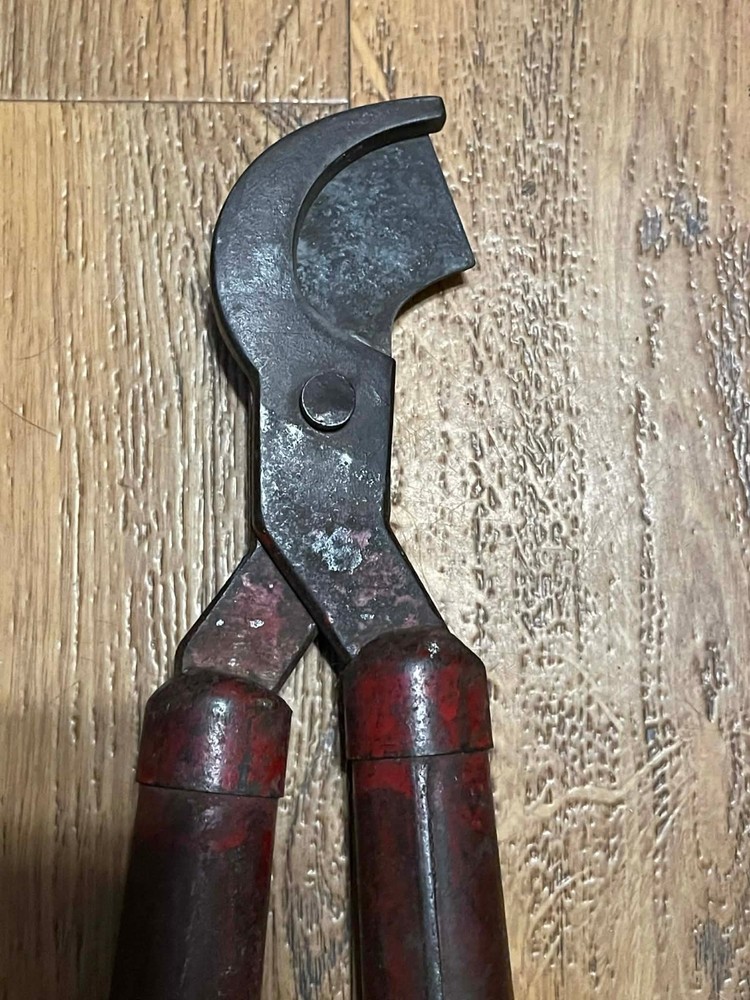 Vintage E C Simmons Tree Loppers Pruners Trimmer
