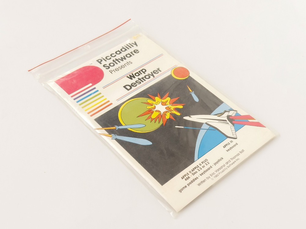 Warp Destroyer - Picadilly Software Inc. - 1982 / Apple II