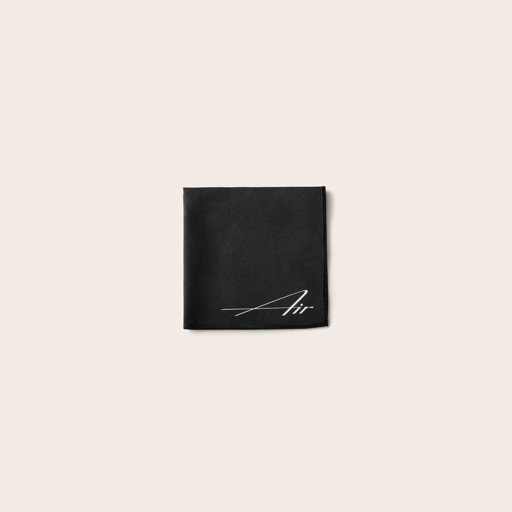 LUCID AIR Logo Microfiber Screen Wipe