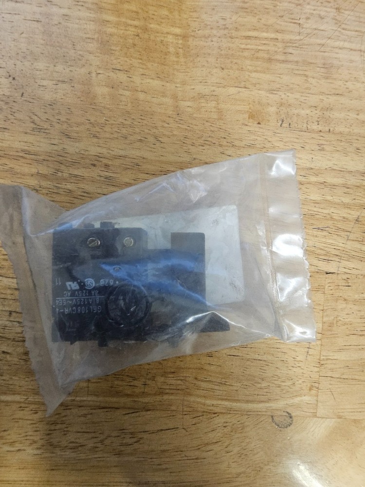 Hitachi 314-894 Speedcontrolswitch 2P 100-127v