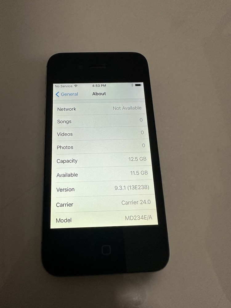 Apple iPhone 4s - 16 GB - Black (Unlocked)