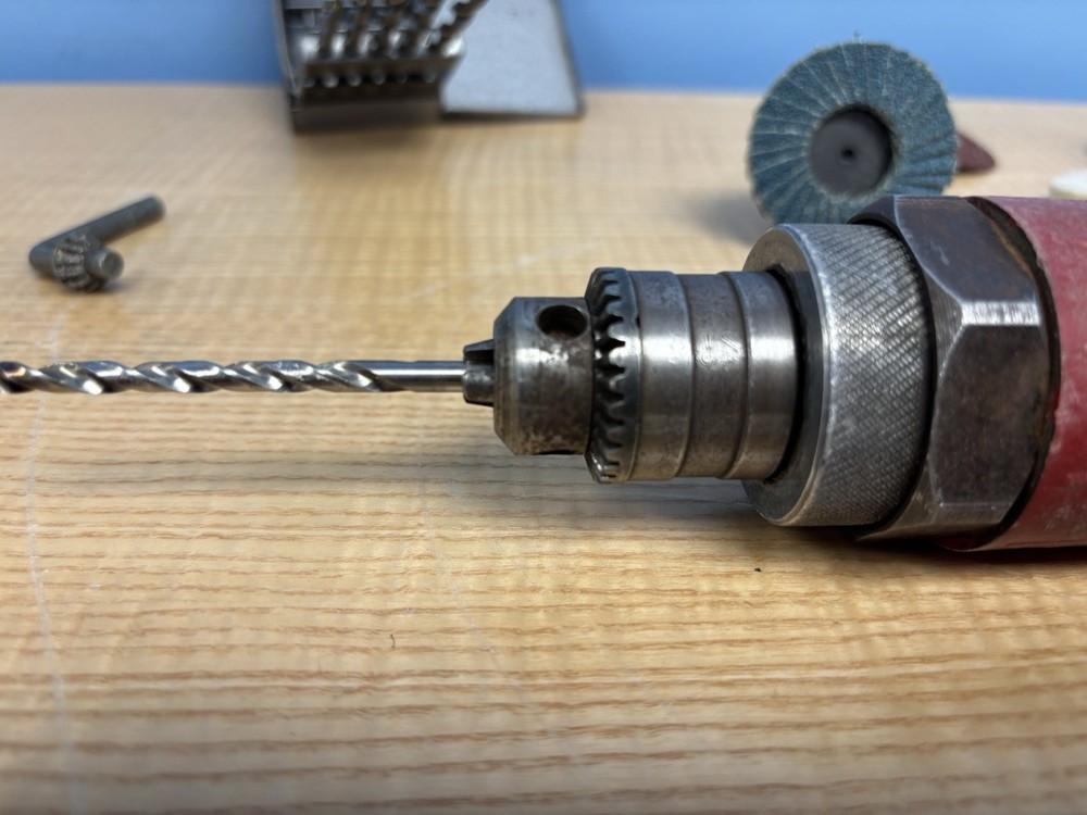 Matco Tools SDG-1 Small Die Grinder w/ Paddle Switch & Accessories, Works Great