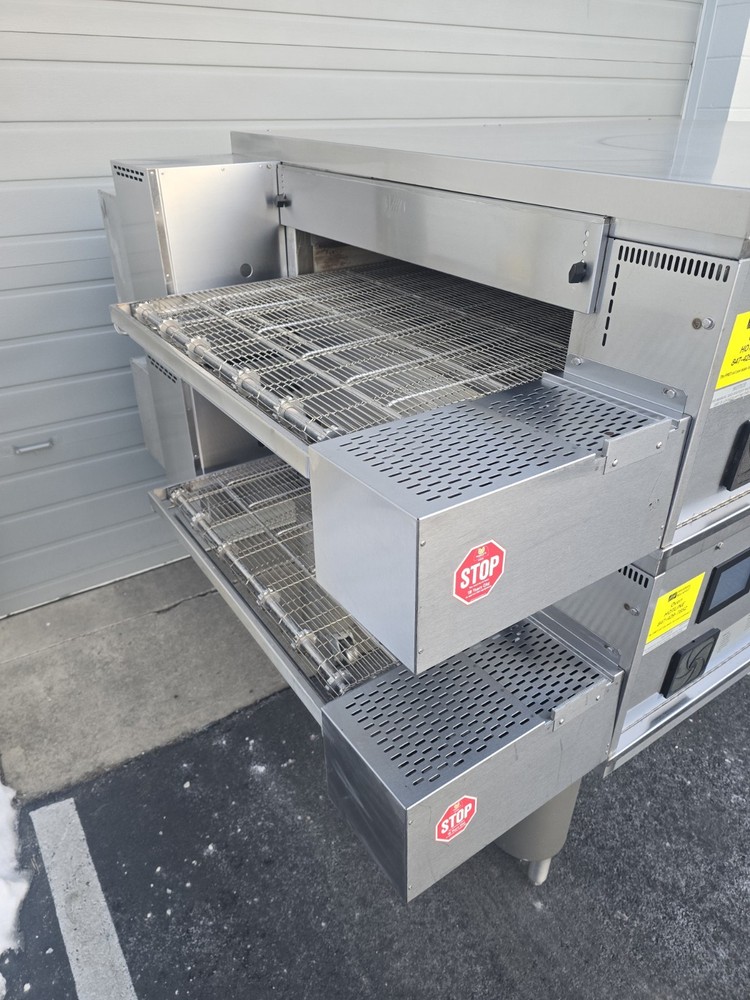 Middleby Marshall PS670G WOW Double Deck Conveyor Pizza Oven **Belt Width 32"**