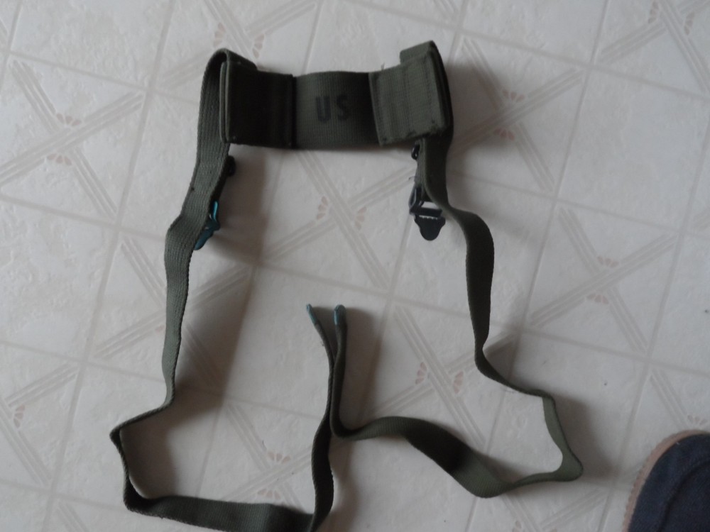 VINTAGE VN ERA STRAP ASSEMBLY FIELD PACK ASSEMBLY