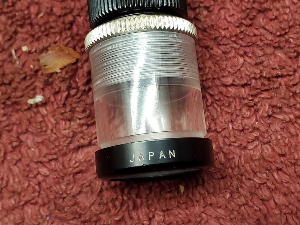 Edmund Pocket Comparator w/1 Reticle