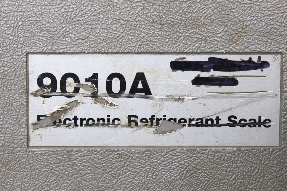 TIF 9010A Slimline Electronic Refrigerant Charging Scale