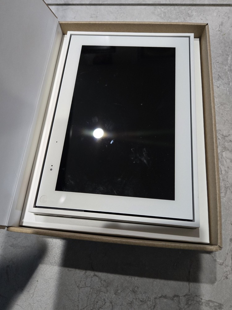 Facebook Portal Mini, White 8"