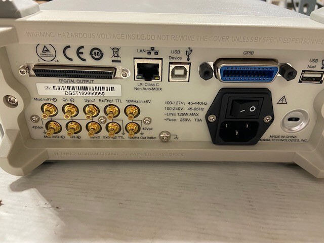 RIGOL DG5102 Function/Arbitrary Waveform Generator 100MHz 2 channel - NEW