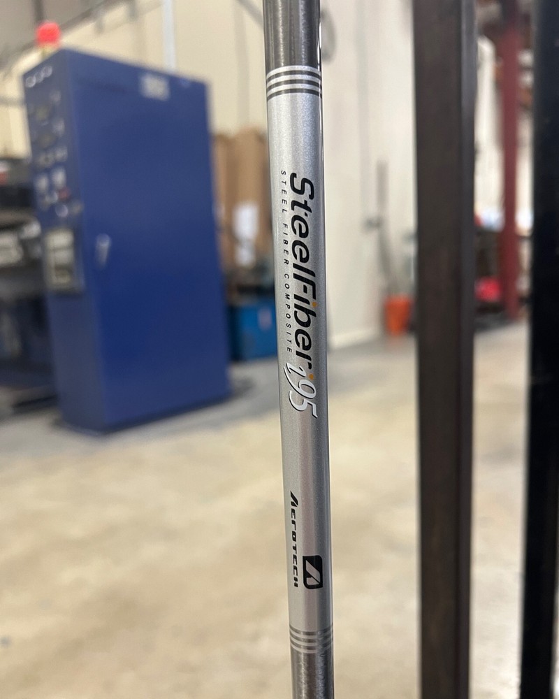 Aerotech SteelFiber i95 Graphite Iron Shaft Set .370" Parallel Tip REGULAR/STIFF
