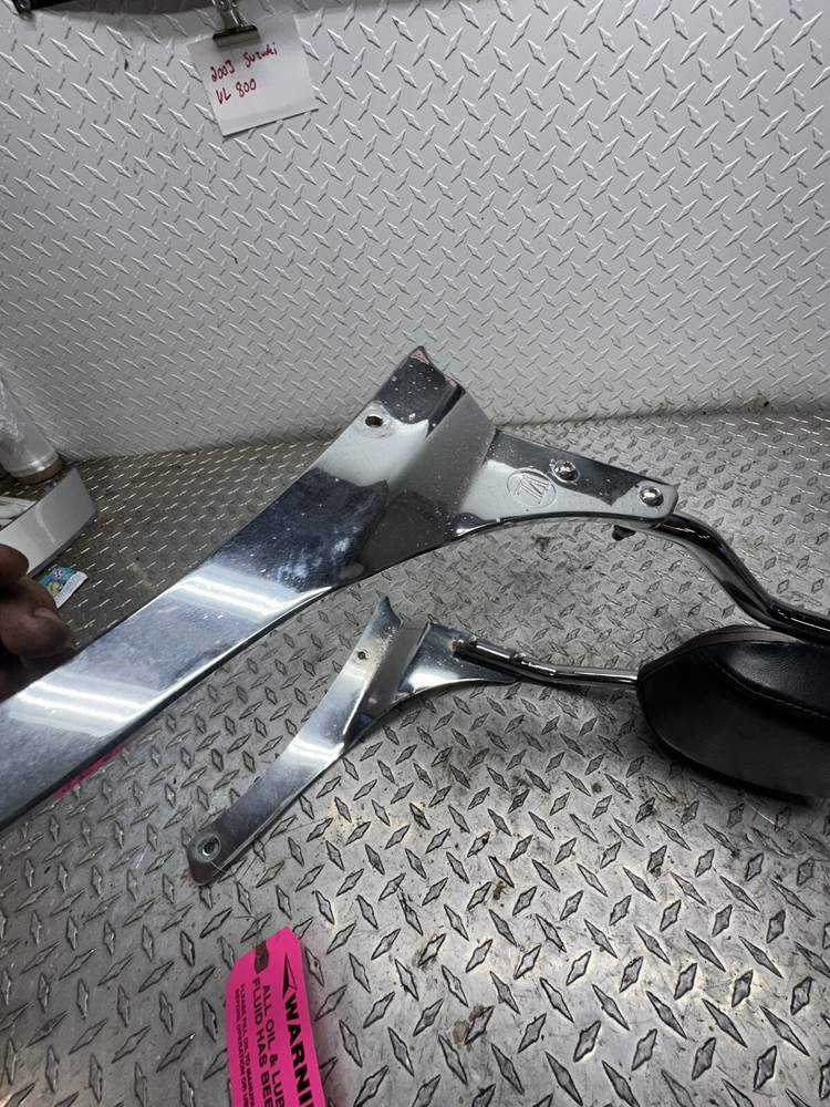 2003 SUZUKI VL800 Passenger Backrest / Sissy Bar