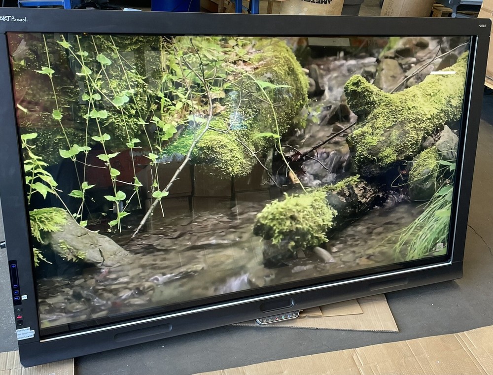 SMARTTECH SBID8070I-G4 70" Interactive Flat Panel LCD TOUCH SCREEN.SKU213837