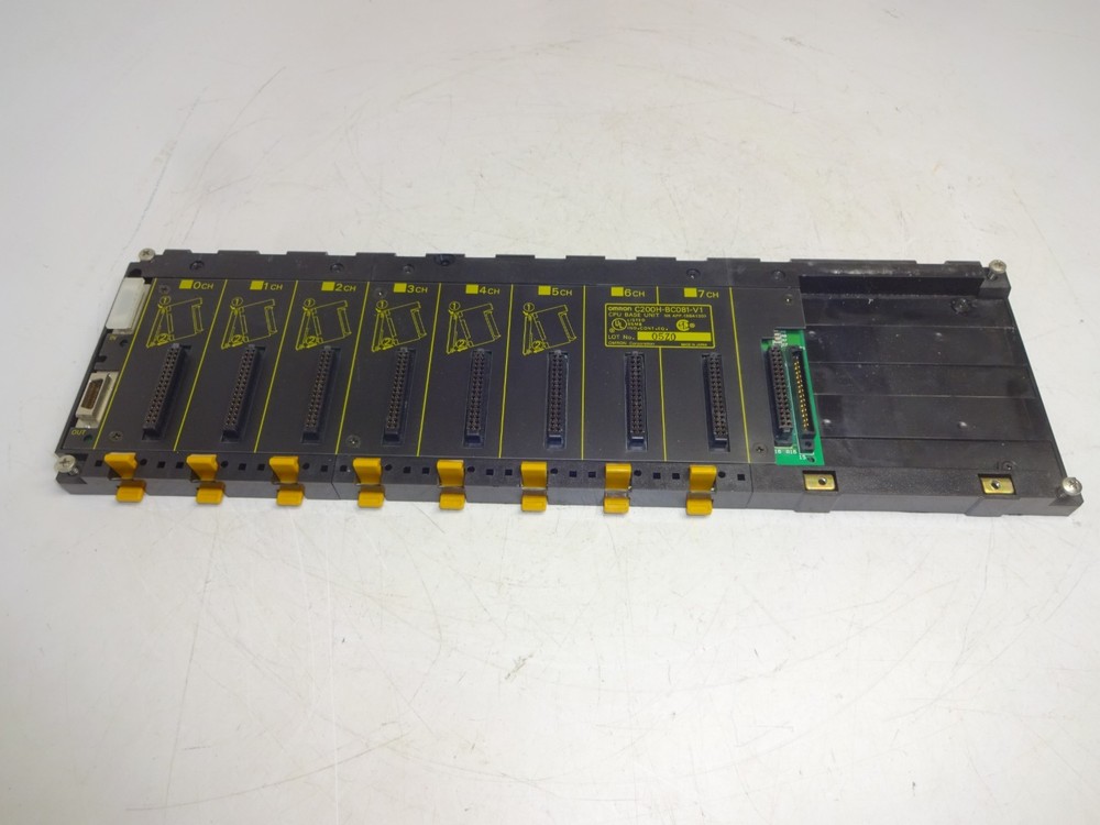 OMRON C200H-BC081-V1 CPU BASE UNIT