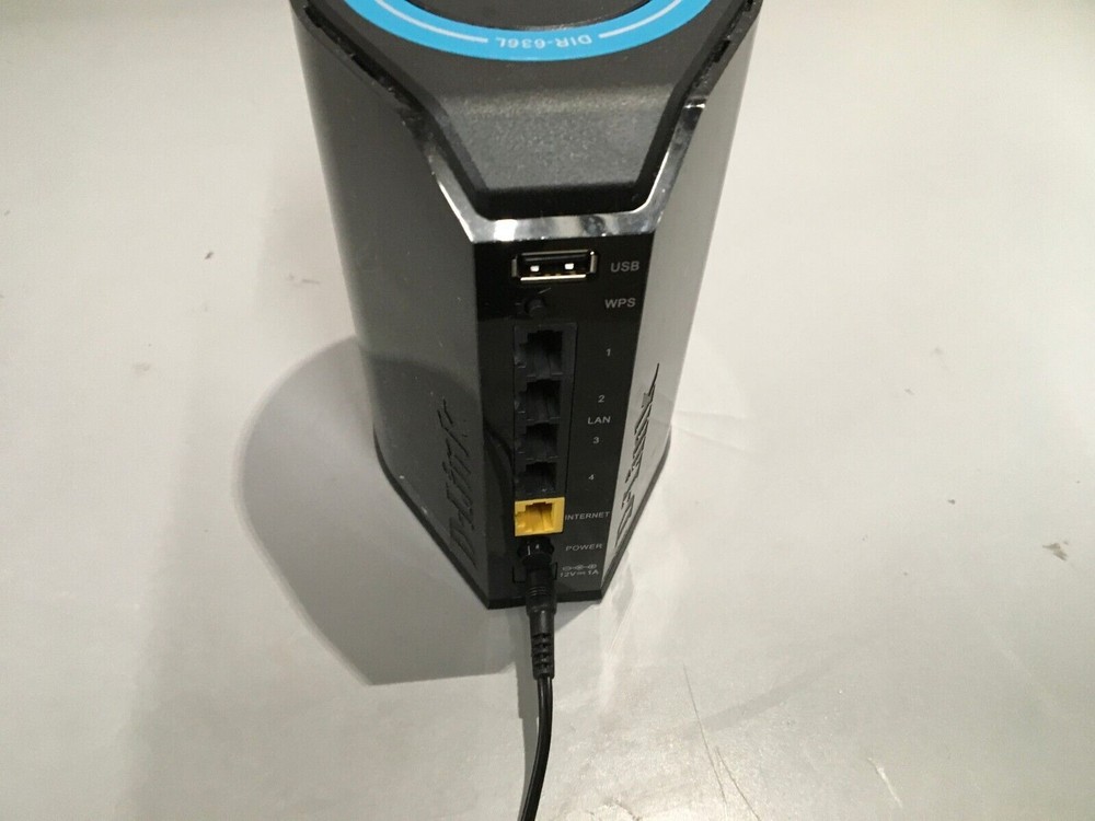 D-LINK Model DIR-636L Black Tower 4 Port Wireless Router