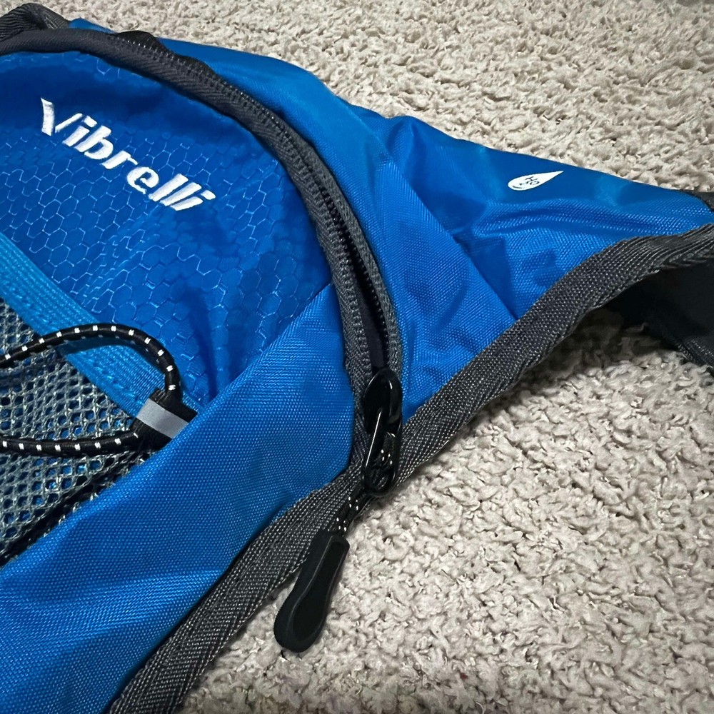 Vibrelli Water Hydration Bag/Backpack 2.0L, W/Adjustable Straps & Cargo Net Blue
