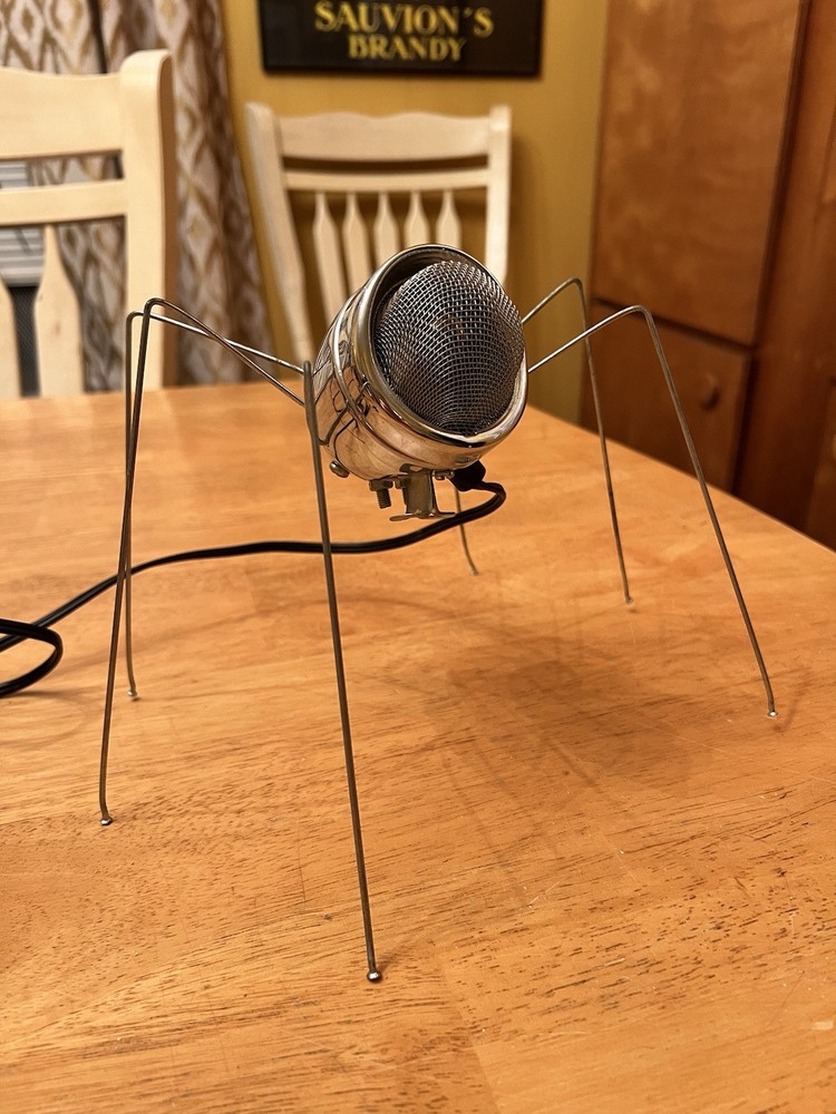 MARCEL DEKKER SPIDER LIGHT (1994)