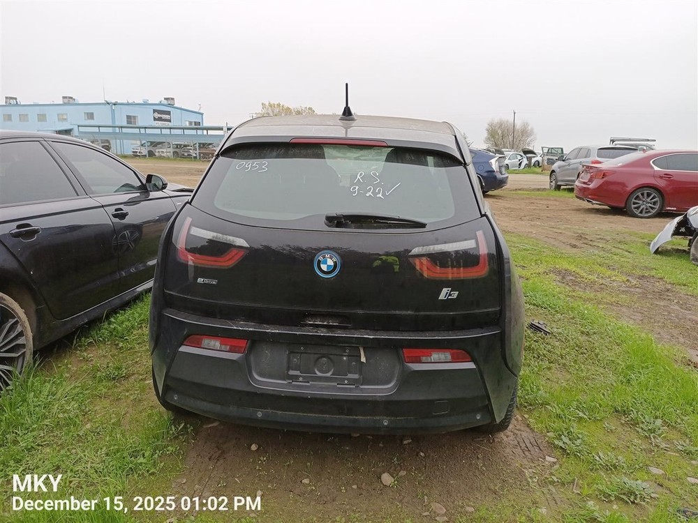 LEFT REAR DOOR WINDOW REGULATOR OEM 2014 BMW I3